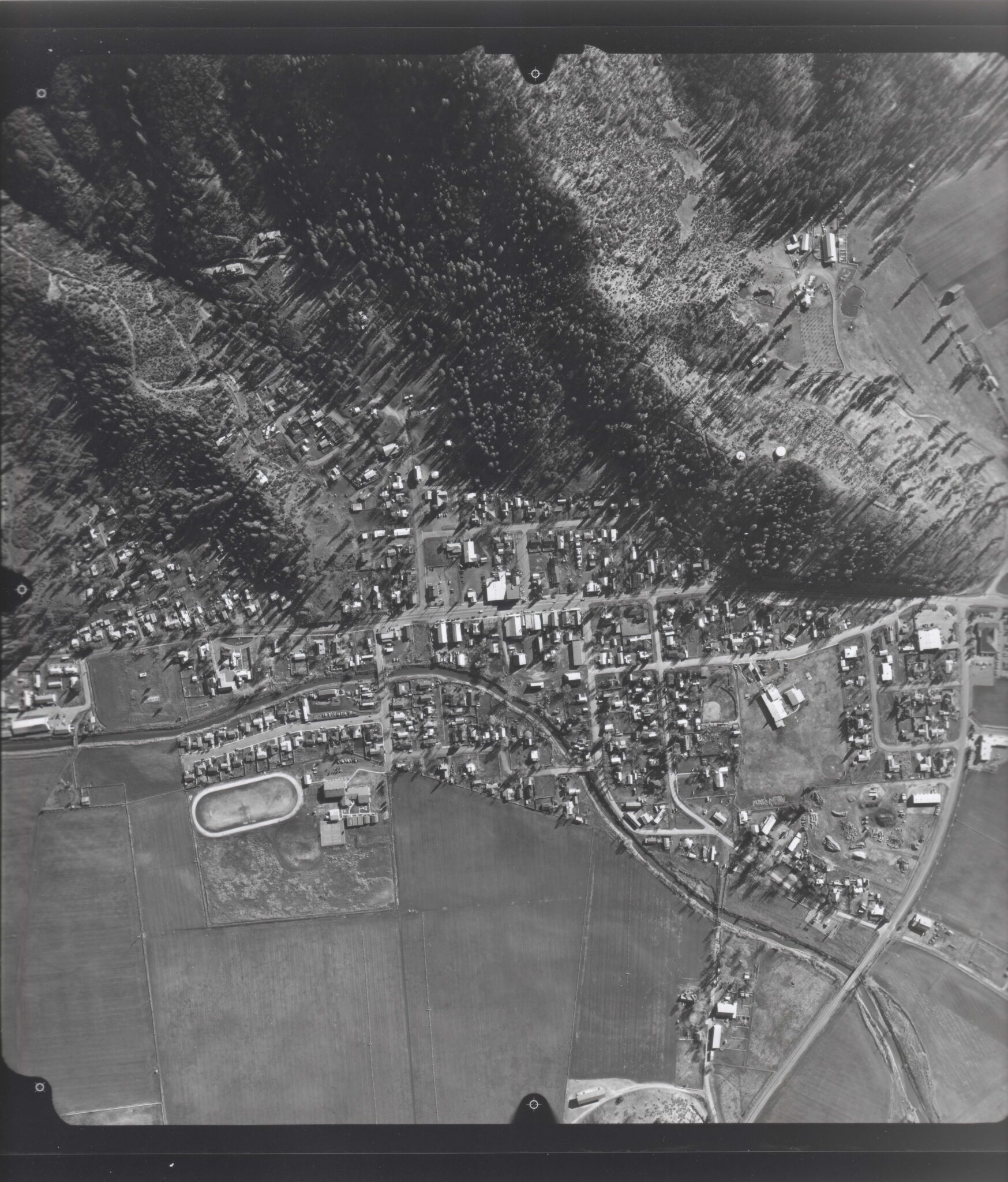 Planning and Housing Town of Fort Jones, Siskiyou County, CA